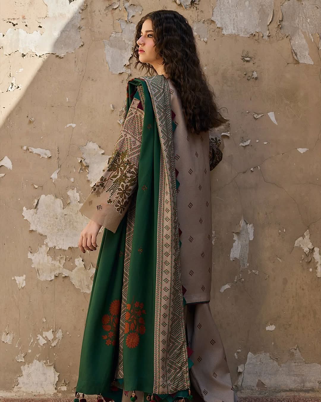 zoha Charizma Printed Stitched 3PCS    vol  #9