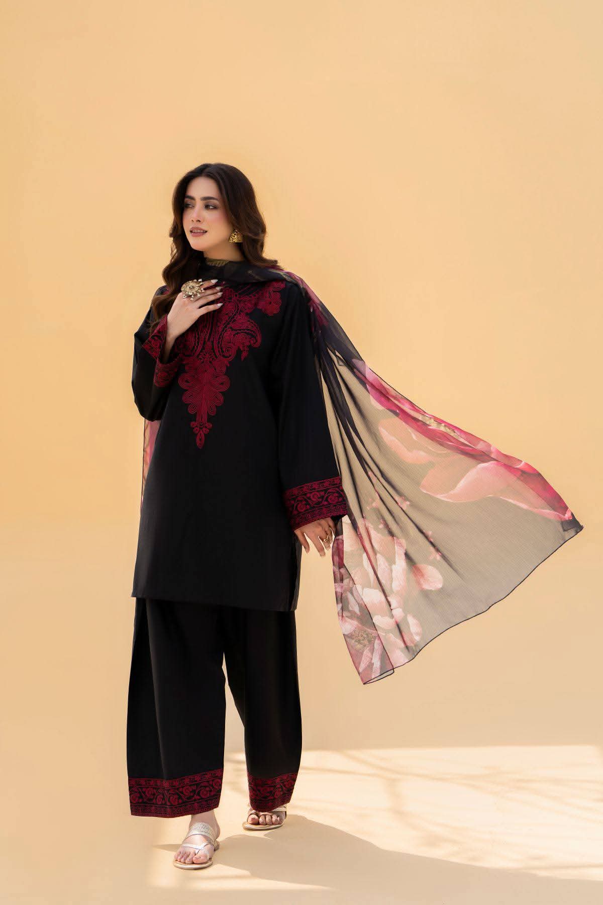 Black queen 3pcs