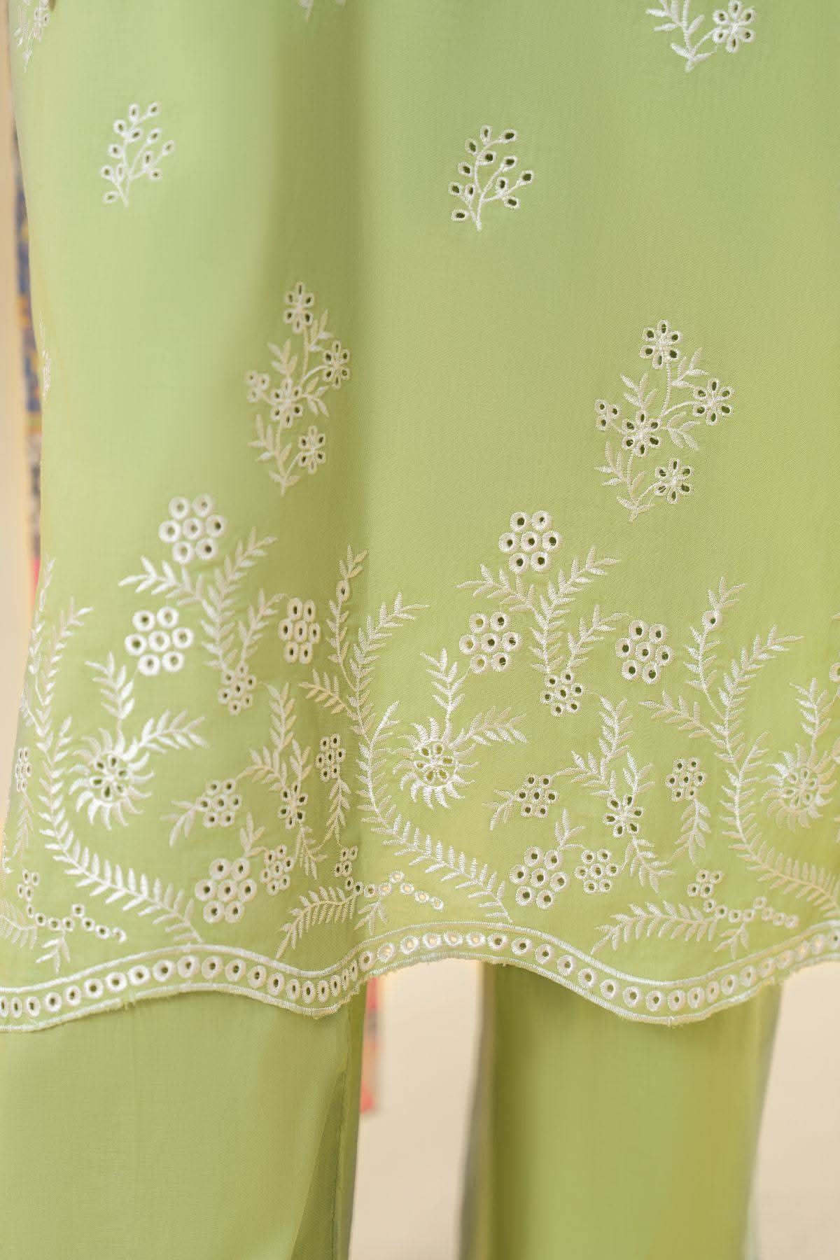 Pistachio Elegance 3pcs
